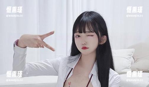 Aram(아람)的DJAWA：你能想象爱丽丝穿着奶油外套出门？资源戳这里，心痒痒！