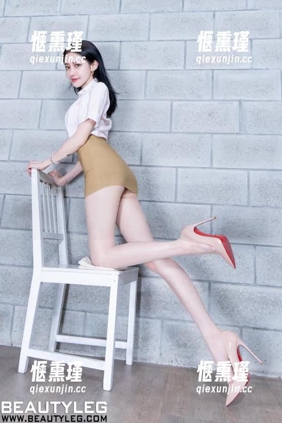 Beautyleg - 全套红裙，Carina准备好引发评分大战，让你们眼睛通红！