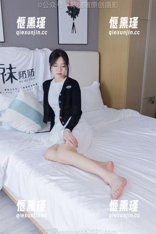 BoBoSocks袜啵啵-果果 BoBoSocks袜啵啵 - 谁能不爱果果的凉鞋呢?高清资源随便取,太方便了吧。