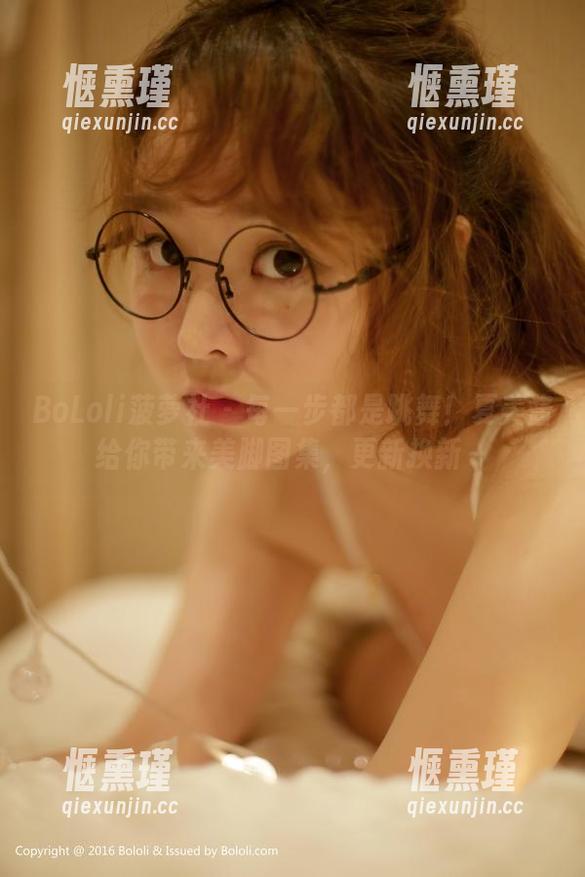 BoLoli菠萝社-夏美酱 BoLoli菠萝社 - 每一步都是跳舞!夏美酱给你带来美脚图集,更新换新~