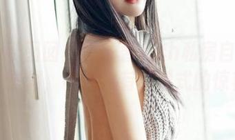 Feilin嗲囡囡 – 鱼子酱fish私房自拍图包：慢慢翻，可能会有颠覆式的惊艳。