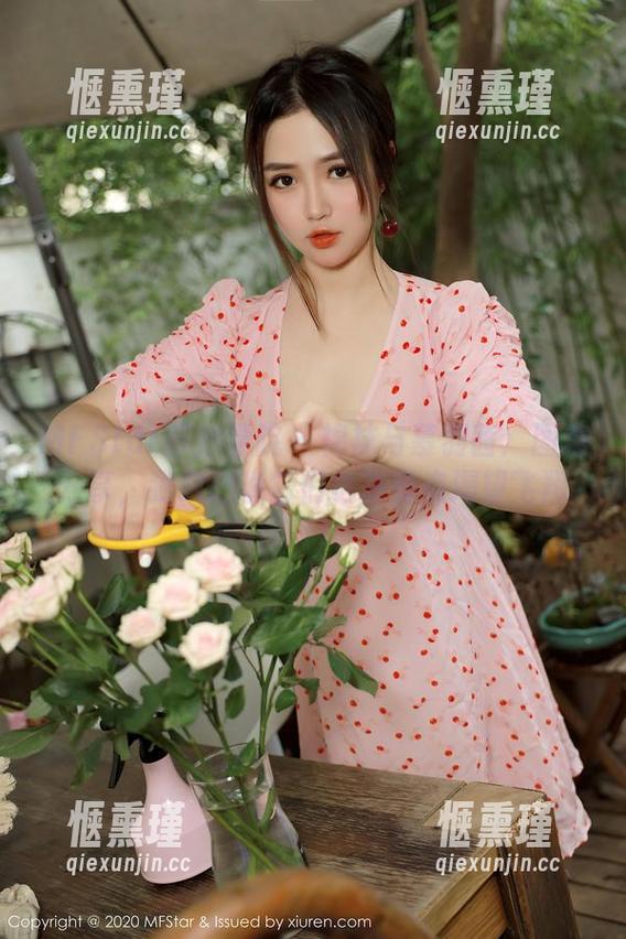 MFStar模范学院 - 棉袜与慕羽茜：图集分享，我只想说它们也许有点渴望飞翔