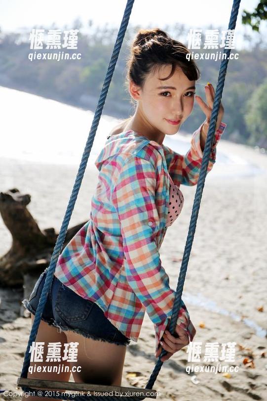 MyGirl美媛馆 - 黑丝下的丁筱南，意想不到的幽默感，分享这出乎意料的欢乐作品！