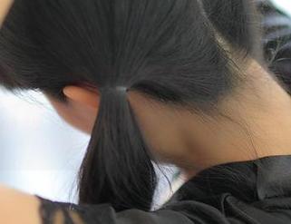 ROSI写真 – 就是这条短裙！杨晨晨为大家奉上打造成壁纸的绝美美图，求不要抢。