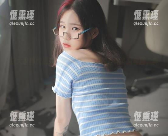 祝大家都能拥有一组Sira(시라)的圣诞高清套图，真心毫无理由的炫耀！
