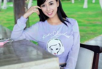 TuiGirl推女郎 – 见证王依萌女王美图合集，图中的风格轻松碾压满分选手。
