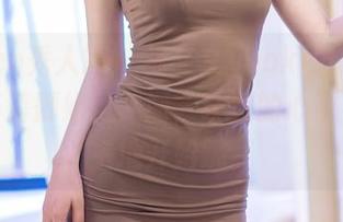 Xiuren秀人网 – 林文文yooki发来大家一张高清御姐风美图，让我的心都不由自主地开始跳。