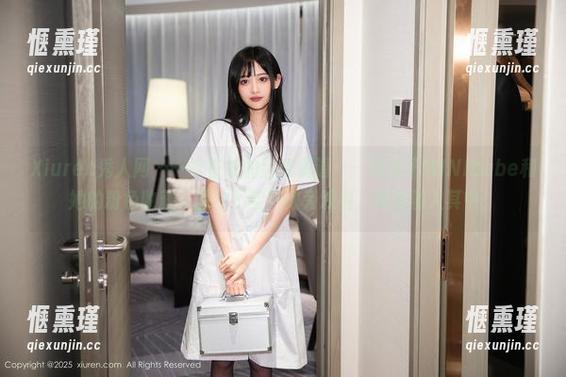Xiuren秀人网 - 一次在线的甜蜜偶遇——糯美子MINIbabe和她的粉色收藏，图片不能只做旁观者，好想融入其中！