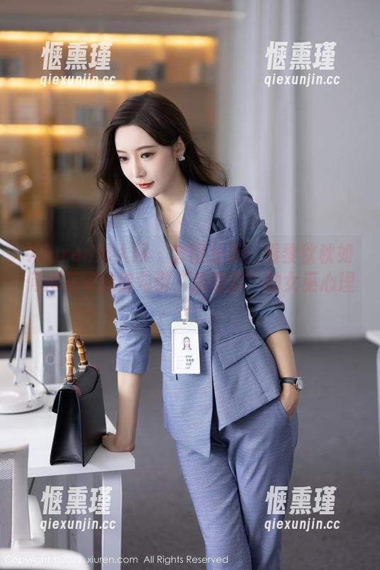 Xiuren秀人网-黎秋秋 Xiuren秀人网 - 套图分享:看黎秋秋如何用花嫁造型勾引“我爱你”的女巫心理!