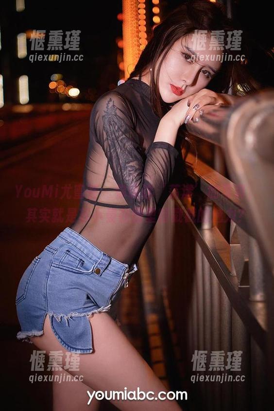 YouMi尤蜜荟-苏小曼 YouMi尤蜜荟 - 你说这‘荡漾’的写真,其实就是苏小曼在图里暗戳戳的魅力?