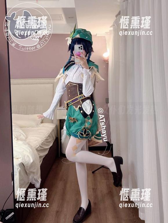私拍随想，at鲨鱼的白丝女仆们发光发热