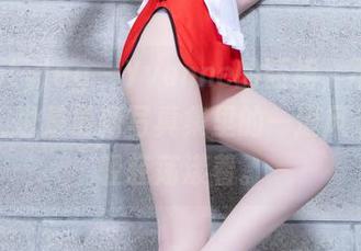 beautyleg – Yvonne的短裙，不止是裙子，也是最新写真集里的一道风景线，轻轻荡漾着。