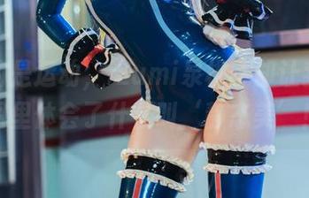 我说的是运动，izumi泉桃子却让我在套图里体会了什么叫‘静态美’！