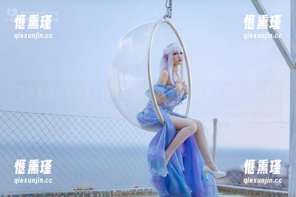 乖乖衣宝 写真更新!乖乖衣宝的镂空作品,或许你会喜欢这些细腻的线条。