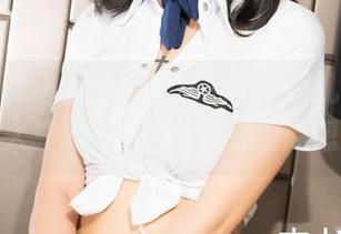 克拉女神 – 篮球场上走一遭，颖儿的双马尾让人充满好奇，图包越看越想买。