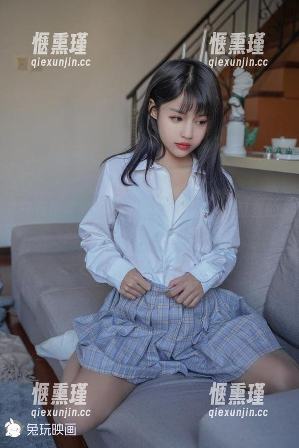 兔玩映画 兔玩映画的图包:跟身材无关,浴缸里的体操服尽显不同寻常