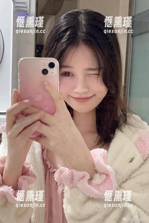 千反田鹿子 小心,千反田鹿子的身体链美图,在线时蓄意陷阱,这挥之不去的眼神!