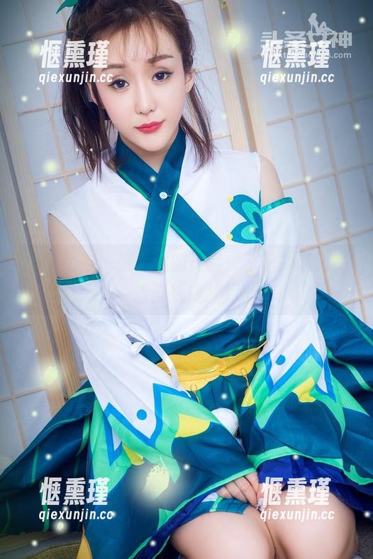 头条女神-张梓柔 头条女神 - 张梓柔的美足:不怕掉鞋,高清壁纸随我行