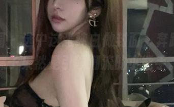 微密圈 – 选中这张纯白做封面，奔跑的晶骡子果然是引领潮流的小能手。