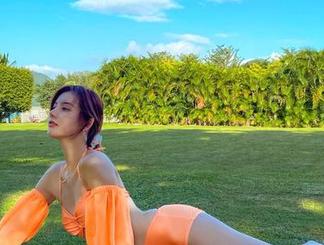 微密圈 – 统计一下，有多少人被就是阿朱啊的夏日清凉写真惊艳到？