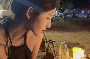 微密圈 – 就是阿朱啊第一次跟章鱼“互动”，是谁先被吸引的？