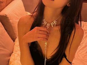 微密圈 – 就是阿朱啊的私房合集：玩泥巴般的自由，挺好，但裤袜…是不是要穿上才算完整？