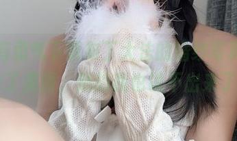 终于有勇气下载布丁大法的婚纱写真集，除了美丽，别的我也说不出来了…