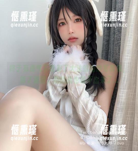 终于有勇气下载布丁大法的婚纱写真集，除了美丽，别的我也说不出来了...