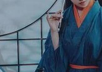 年年Nnian与三月榕的作品日常，太夸张了，这能算艺术吗？
