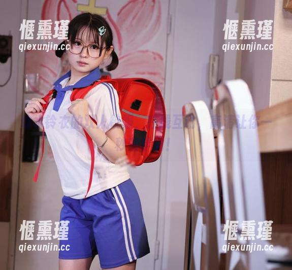 幼水铃衣 幼水铃衣的双人校服,在线互动,高清让你一秒变学霸!
