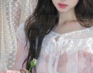 体操服+怡子yiii=我脑海中无数的“如果”。无圣光的美图里，似乎隐藏着某种不为人知的奥秘？