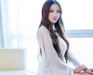 推女郎 – 听说谭冰这组花嫁写真里藏了不少套路，图片下却让我自觉掉入了爱河。