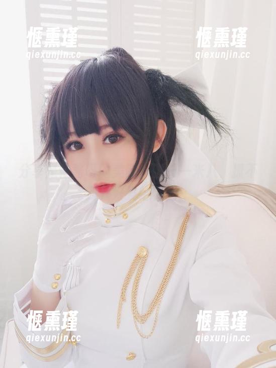 分享是依酱呀的美腿，腿长一米八，撩不到只好发给你们！