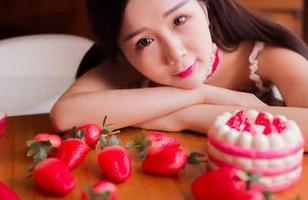 无圣光状态下的果团网舞妓，突出了些啥呢？