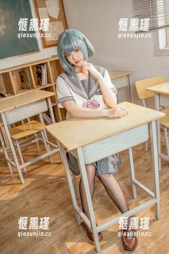 桃良阿宅 桃良阿宅干了一票定制图集,桃子白得让人想吃可行…咳咳,我胡说了。
