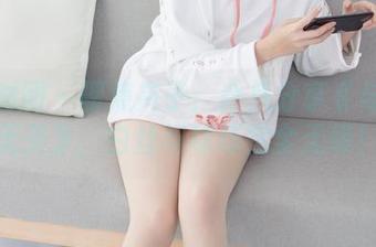森萝财团 – 聚焦卉子：合集分享《与篮球无关》，白丝与球场完全无缘！