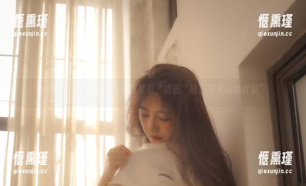 一起看樱晚gigi在浴缸里冥想，精选“洗澡与灵魂的默契”