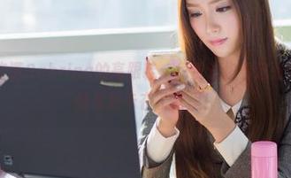 爱蜜社 – 许诺Sabrina的高跟鞋：免费送你看这张绝妙美图，结果我卡在了鞋里！