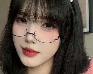 微密圈 – 空姐的日常光影，琳铛铛图集更新：你见过她超脱版的迷人吗？