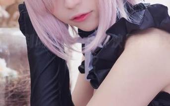 你看这定制的和服，白神泱是不是又在挑剔了？