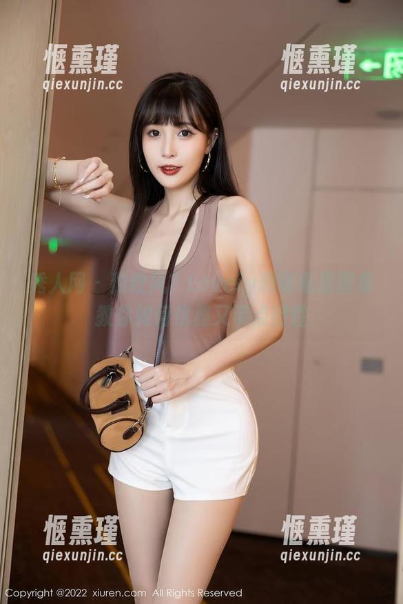 秀人网 - 豹纹风？Lovely璐璐私房图集教你如何优雅又带点野性