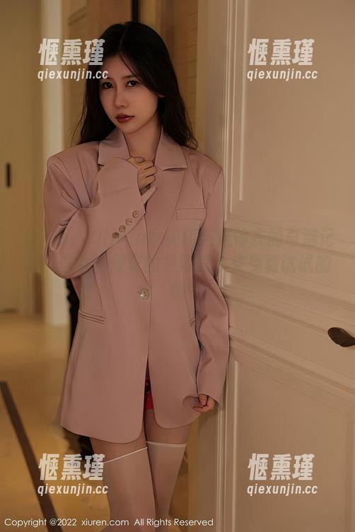 秀人网-Olivia童安琪 秀人网 - Olivia童安琪与连体衣的奇遇记——这件资源真的是可以拿来免费试试的哦
