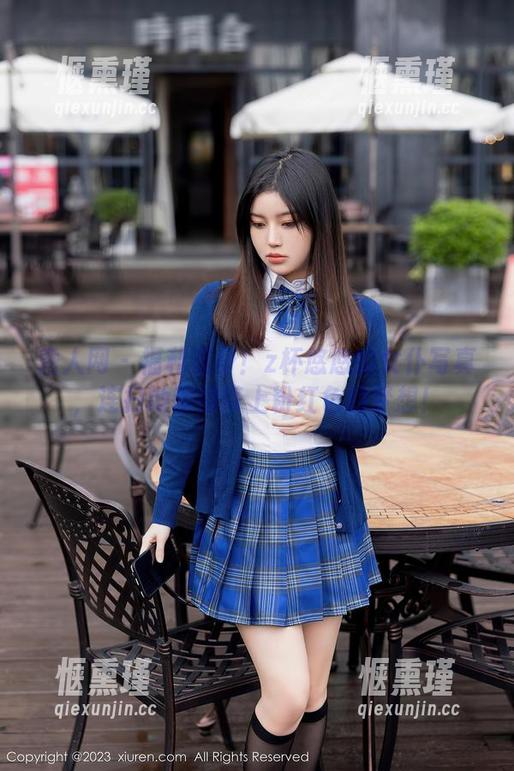 秀人网-z杯悠悠 秀人网 - 福利变身!z杯悠悠的女仆写真,连扫地都得带上粉红色的梦想!