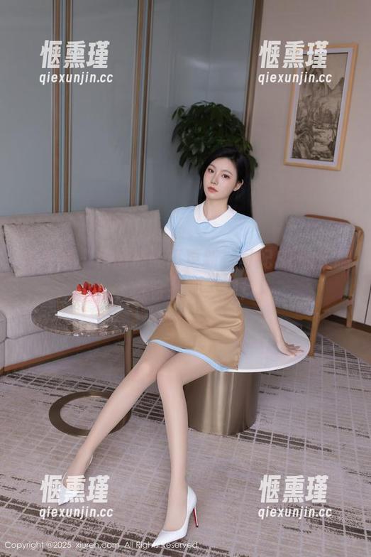 秀人网-司妃SL 秀人网 - 作品挑战再更新,司妃SL的长腿,太会抢镜了吧!