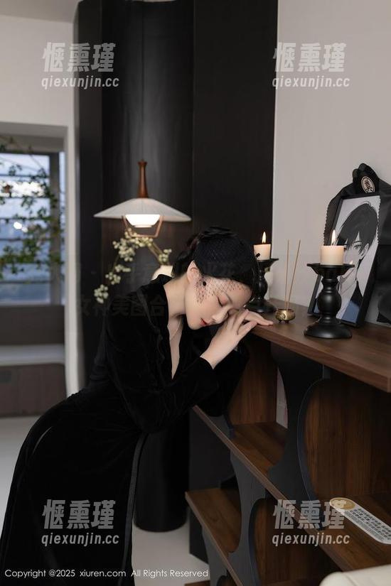 秀人网 - 出乎意料的火花，周慕汐baby女神美图合集，你敢点开吗？