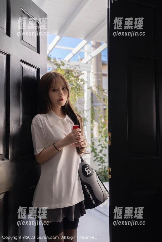 秀人网-葛征净高184cm 秀人网 - 定制ENOMEM在手,葛征净高184cm的兔女郎写真我全要!比兔子本身还撩!