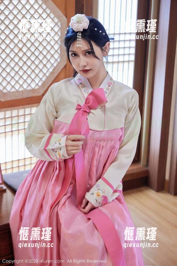 秀人网-陈思琪 秀人网 - 问你个问题!谁能拒绝陈思琪那新款‘女友’作品集更新?我不想!