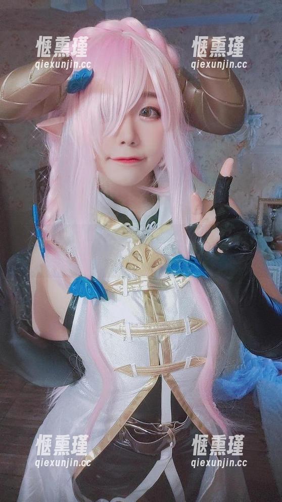 穆零Mu0 一组黑丝作品,穆零Mu0在这里放开了自我