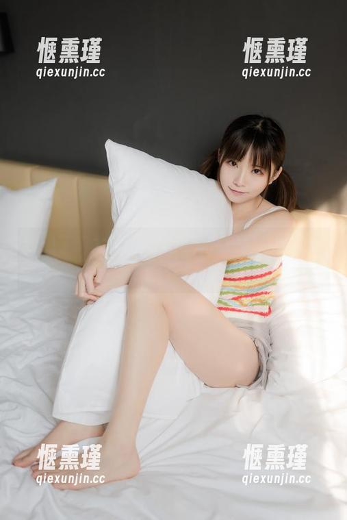 看见了绮太郎的美足写真，这脚怎么那么会撩？