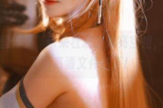 “芋圆侑子”带来壮观的油亮空姐，过来下载高清文件鉴赏！